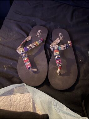 Mudd Black Flip Flop Sandals with Multicolor Beaded Straps size 7/8